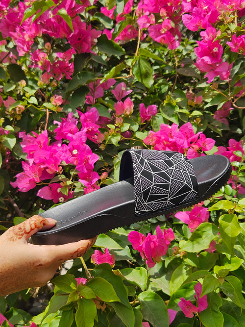 Comfy Slide by - Foot Flex